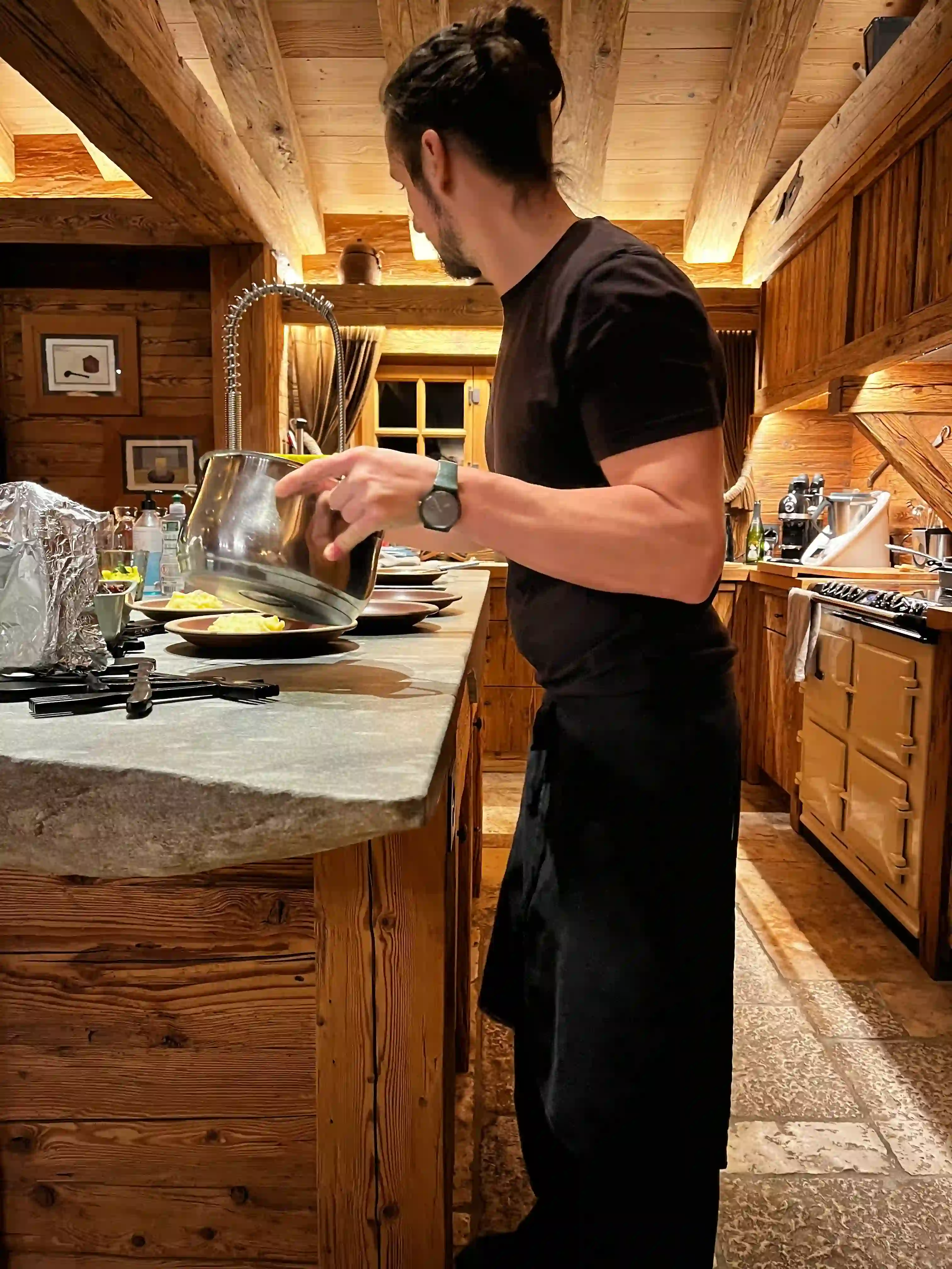 image of signature dish (for a fine dining restaurant)